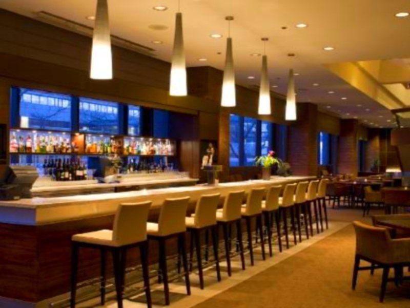 Delta By Marriott Downtown 4*